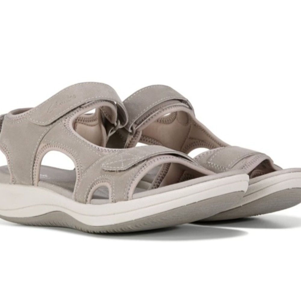 Cloudsteppers by Clarks Tan Sandals with Cushioned Footbed